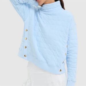 Tuckernuck Pale Blue Quilted Mock Neck sweatshirt with Gold Snaps
